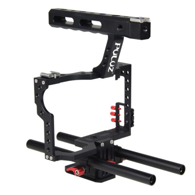 

PULUZ Camera Cage Handle Stabilizer for Sony A7 & A7S & A7R & A7R II & A7S II Panasonic Lumix DMC-GH4Red