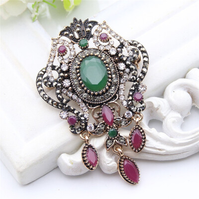 

New Turkish Resin Brooch Pins Flower Jewelry For Women Hijab Pins Antique Gold Color Rhinestone Drop Pendant Brooches Broches