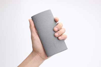 

SmartBird Q150 (15600mAh) Внешний аккмулятор,зарядное устройство