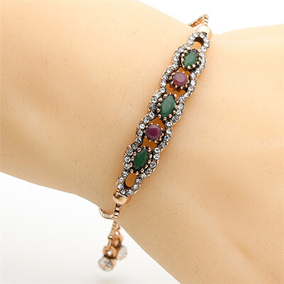 

Vintage Turkish Women Resin Jewelry Bracelet Antique Gold Color Rhinestone Sliding Chain Bracelet Indian Bridal Wedding Jewelry