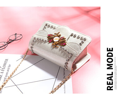 

Womens Pu leather crossbody bag new trend of square shoulder bag fashion ladies samll honeybee bag