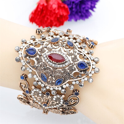 

2017 Unique Charm Retro Cuff Bracelet For Women Gold Color Turkish Style Adjust Size Big Love Bracelet Party Jewelry Accessories