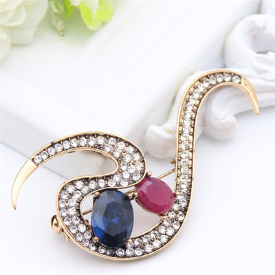 

Vintage Turkish Women Resin Flower Brooch Pin Flow Line Design Ethnic Jewelry Antique Gold Color Indian Lapel Hijab Scarf Pin