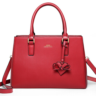 

Golf GOLF cowhide bag sweet peach heart pendant shoulder Messenger bag large capacity handbag B7BV12944J red