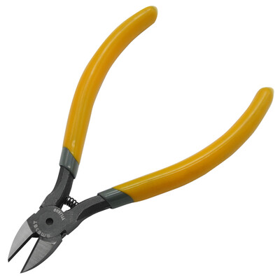

Takama pliers water pliers 5 inch water cut electronic cutting pliers plastic pliers diagonal pliers mouth pliers arc surface black 109125