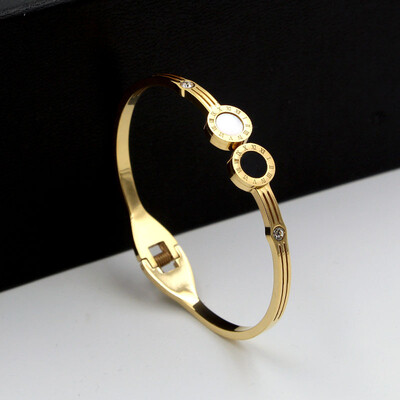 

Korea laser cut double small diamond black&white shell double Roman digital bracelet fashion tide titanium steel bracelet