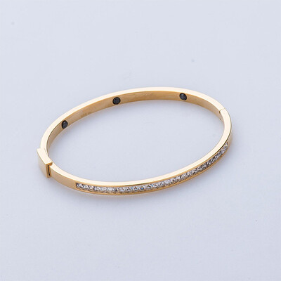

Full diamond bracelet fashion OL counter quality ultra flash square drill with magnetic rose gold bracelet anti-allergic wristband