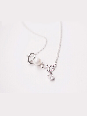 

ONICE 925 Sterling Silver Necklace Pearl in Love Pendant WQX018
