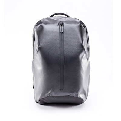 

Simple Large Capacity Backpack