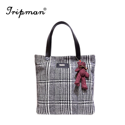 

Tripman New fashion Shoulder handbags designer brand canvas women messenger bag little bear decoration women casual tote bag