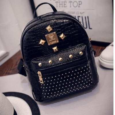 

2018 New Hot PU Leather Backpack Female Rivet Small Bag Korean Fashion Personality Trend Package for Girls Travel