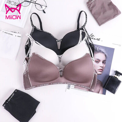 

MiiOW Glossy No Steel Ring Girls Bra Underwear Seamless Bra Set