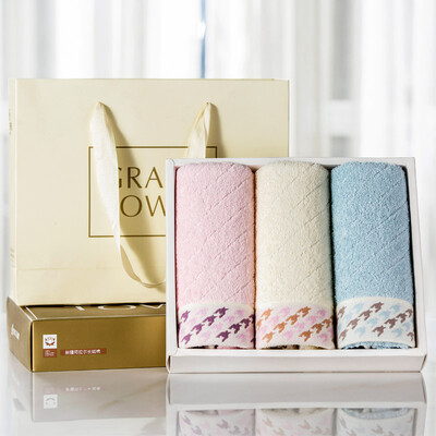 

Jie Liya towel home textile cotton jacquard houndstooth thickening absorbent towel gift box three loaded red blue rice 108g strip 74 34cm