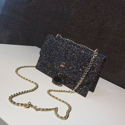 

2018 New Spring Summer Korean Version Chain Small Bag Personality Single Shoulder Bag Fashion Simple Satchel Female Bag Tide