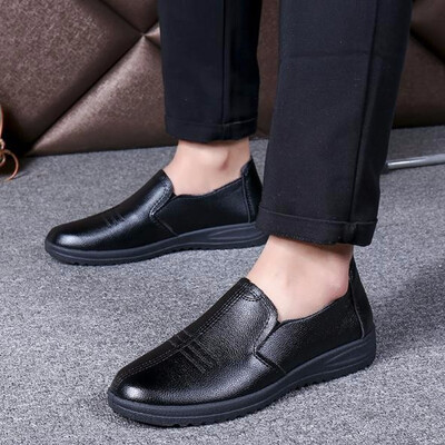 

Leather shoes mens spring new mens shoes leisure shoes for the elderly anti - skid soft soles dad shoes