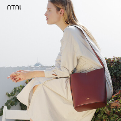 

NTNL pail bag ladies 2018 new leather messenger bag single shoulder bag wide shoulder belt handbag for women