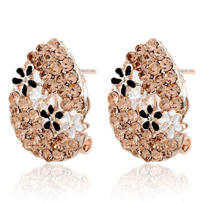 

Womens Mini Shine Rhinestone Exquisite Ear Studs Earring Cute European Hot DROP WHITE BLACK FLOWER