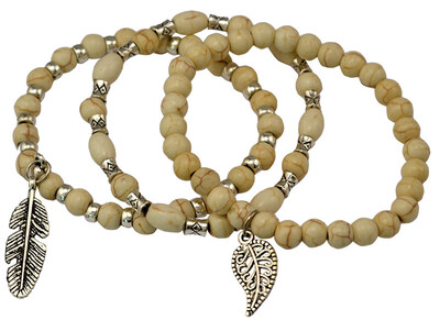 

Idealway New Fashion 3PCS Stacking Bohemia Silver Leaves Pendant Blue Cream Natural Turquoise Beads Adjustable Bracelet Set