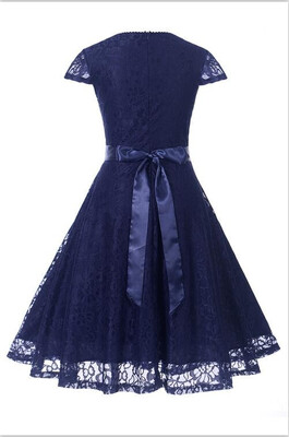 

New Lace Stitching Retro Belt Waist Slim Dress