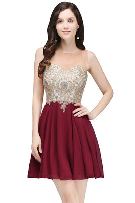 

Sheath Jewel Chiffon Short Homecoming Party Dresses With Applique