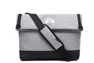 

Simple casual cross section shoulder bag Messenger bag male canvas Korean wave student portable Oxford cloth male bag