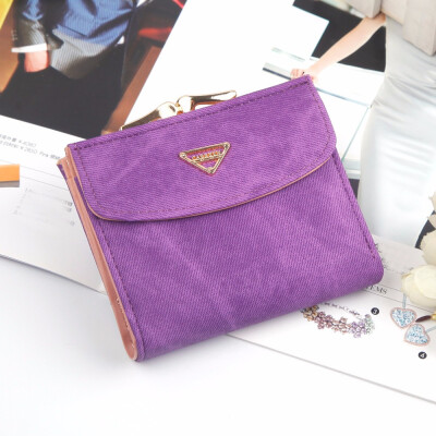 

Korean version of Lady wallet fashion bag printing trend short money leisure vertical Joker card girl