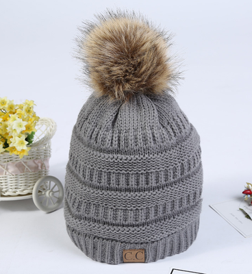 

Outdoor warm wool cap Korean version of winter knitting hat accessories