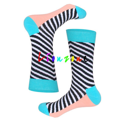 

LIONZONE 2018 New Arrived Happy Women Socks Music Bombs Fox Indians Leopard Design Patterns Unisex Cotton Socks Winter Warm