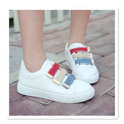 

2018 summer new breathable Velcro white shoes female students sports shoes full leather hollow leather breathable mesh flat shoes