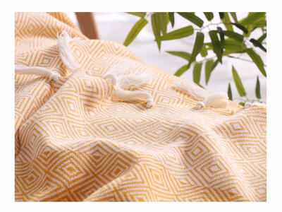 

Free shipping Christmas gift elegant Nordic geometric diamonds pattern soft cotton Knitted bedspread Throw Blanket with fringe