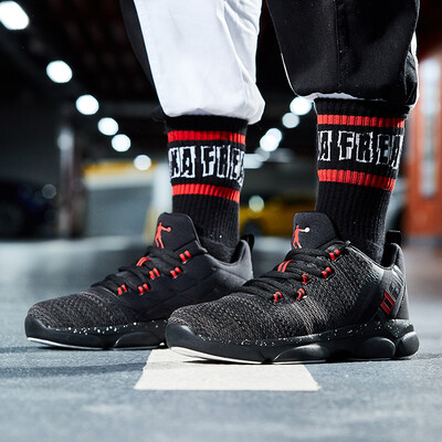 

Jordan male basketball shoes breathable wear-resistant cushioning trend boots XM4580112 black Aurora red 405