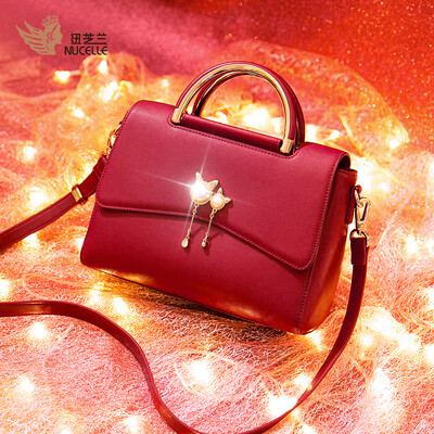 

New Zealand NUCELLE bag female bag handbag lady shoulder Korean version of the slung small square bag trend mobile phone bag 999 wine red