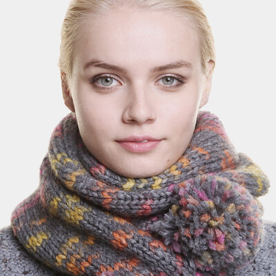 

Womans Scarf
