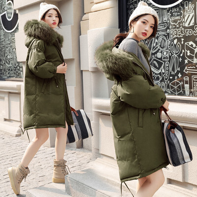 

A new loose raccoon fur white duck down coat for women with long down collar 2018 autumn&winter