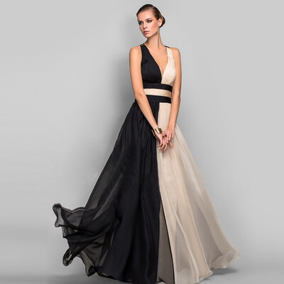 

V Neck Sleeveess Appliques A Line Evening Dress