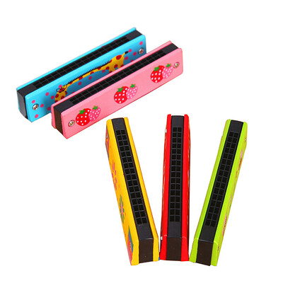 

Cartoon Wooden Harmonica 16 Holes Puzzle Toys Early Education Enlightenment Playing Musical Instruments for Kids Random Delivery