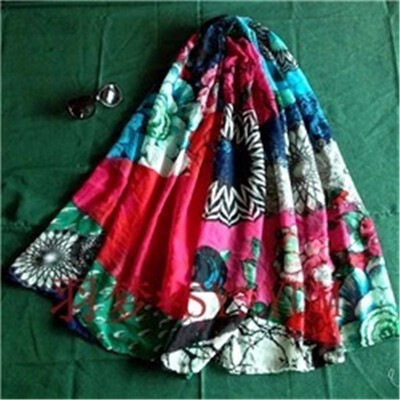 

New Fashion Summer Beach Scarves Print Desigues Women Scarf Cute Cappa Sun Block Voile Shawl Shirts