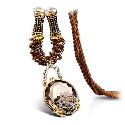 

Quiet style necklace mysterious garden sweater chain artificial crystal pendant long section of the wild hanging chain sent to send his girlfriend Christmas gift dark brown