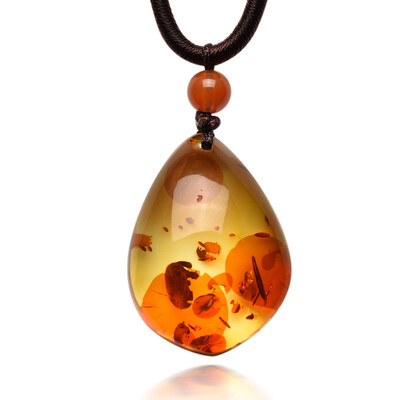 

Ouji Niu amber beeswax water droplets pendant 18K gold beaded pendant men and women pendants certificate Z00634