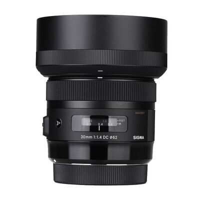 

Sigma SIGMA ART 30mm F14 DC HSM half-frame large aperture standard fixed focus lens portrait sweep the streets Nikon bayonet lens