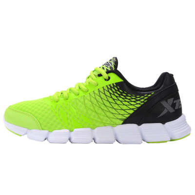 

Jingdong Supermarket] Xtep (XTEP) men's shoes sports shoes light mesh breathable leisure men's running shoes 985119113716 green black 43 yards