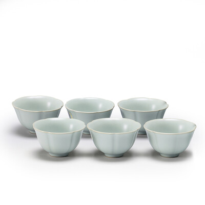 

Jingdong Supermarket host Ru kiln cup Mid-Autumn Festival gift martial arts cup set 6 Ru porcelain tablets can open gold line