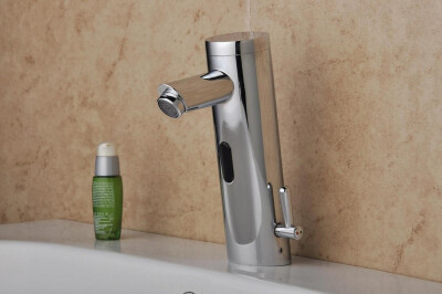 

Chinese Hot and cold mixed water flow control chrome plated touchless hand