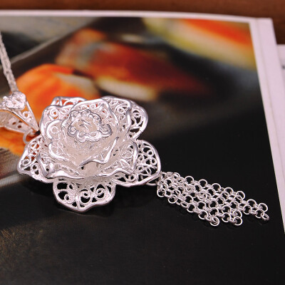 

Hundred years of treasure-silver necklace drunk flowers full of silver pendant retro hollow silk craft to send my girlfriend to send her mother