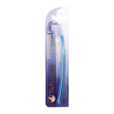 

TwinLotus spiral dual tip soft bristle (Sensitive oral) toothbrush (Thai Imported)