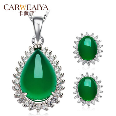 

Кава Chalcedony ожерелье кулон женской моды ювелирные изделия 925 серебряные цепи платье изумруд нефрита нефрита подвеска с сертификатом подлинности китайский стиль китайской традиции