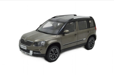 

118 scale Skoda Yeti 2013 diecast model car gold