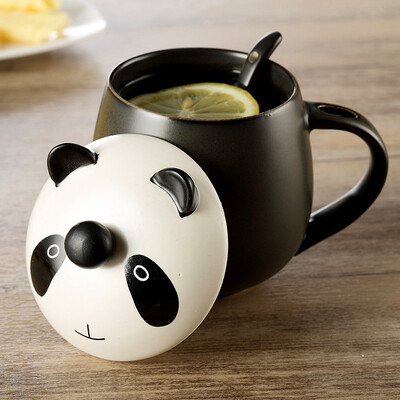 

Besses Sprouting Series Creative Cartoon Colored Ceramic Marks Cup with Strap Panda