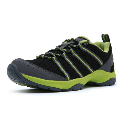 

outdoor male sports shoes