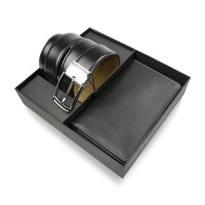 

Mario Gucci (MARJA KURKI) belt passport folder gift business series men 7Z201299 +7S902099